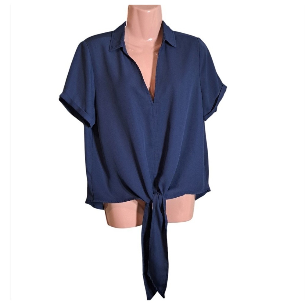 Shinestar Women's Blouse Blue Size M Collared Short Sleeves Pullover